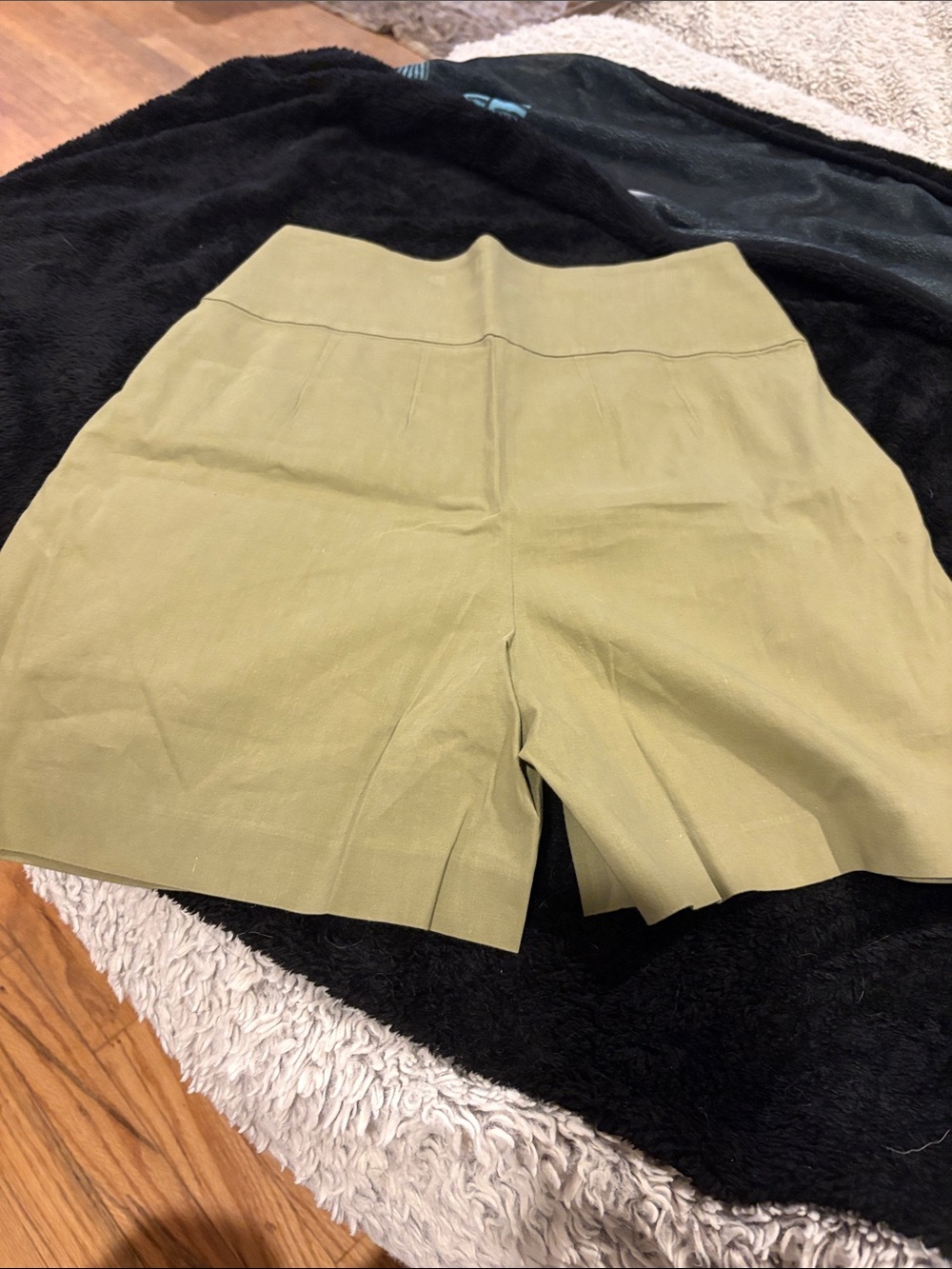 Theory Olive Green High-Rise Bermuda‎ Shorts